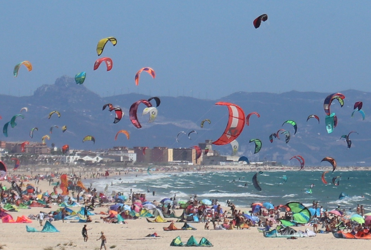 kitesurf city Tarifa Photo HNK